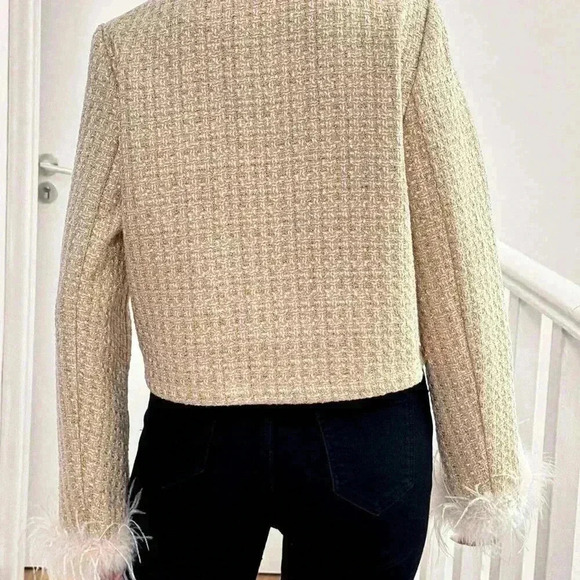 Khaki Elegant Women's Round Neck Button Long Sleeve Tweed Faux Fur Trim Jacket - Picture 2 of 5